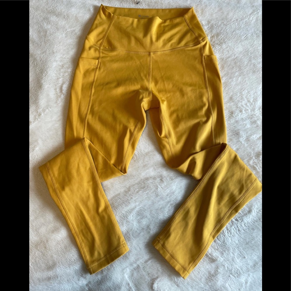 EUC BuffBunny yellow leggings Medium #buffbunnycollection #forsale